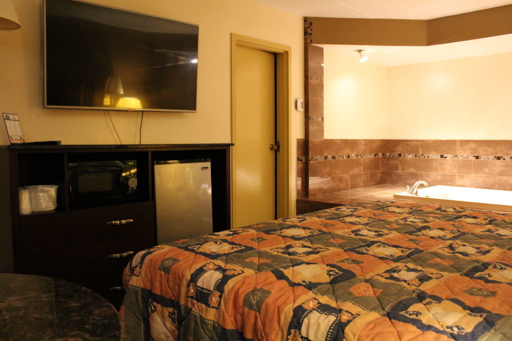 American Inn And Suites Countryside Dış mekan fotoğraf