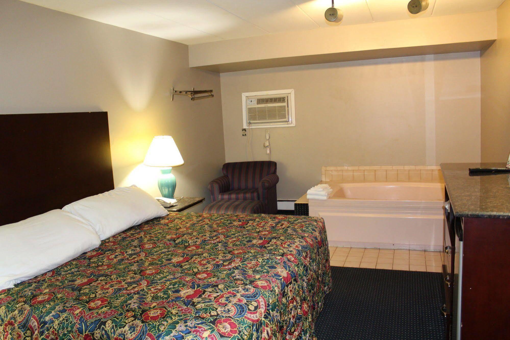 American Inn And Suites Countryside Dış mekan fotoğraf