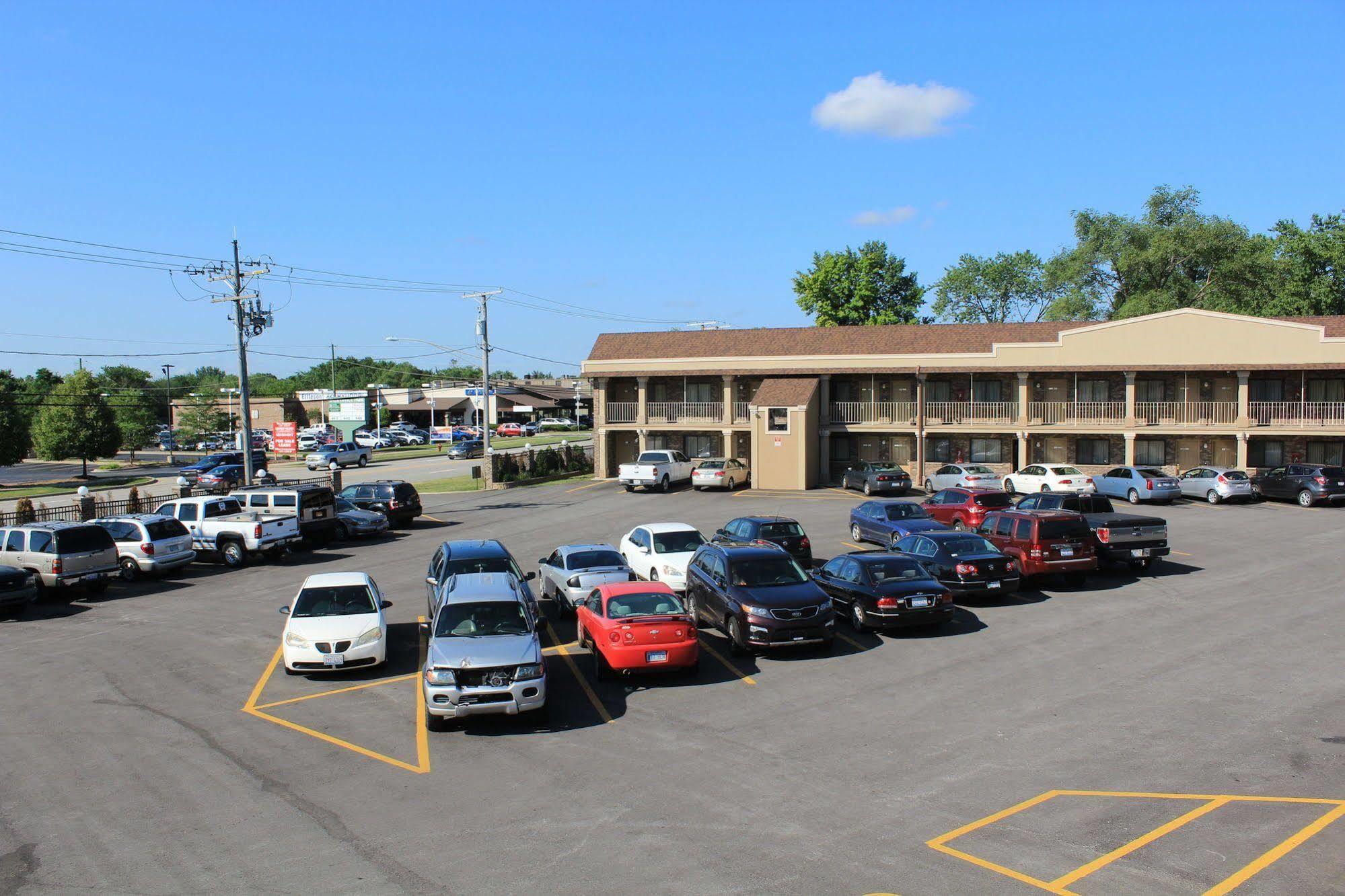 American Inn And Suites Countryside Dış mekan fotoğraf